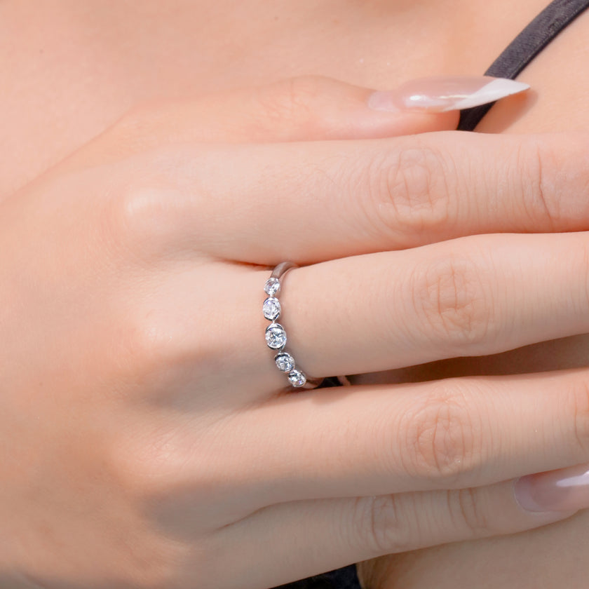 GUARDIAN HEART WHISPER RING